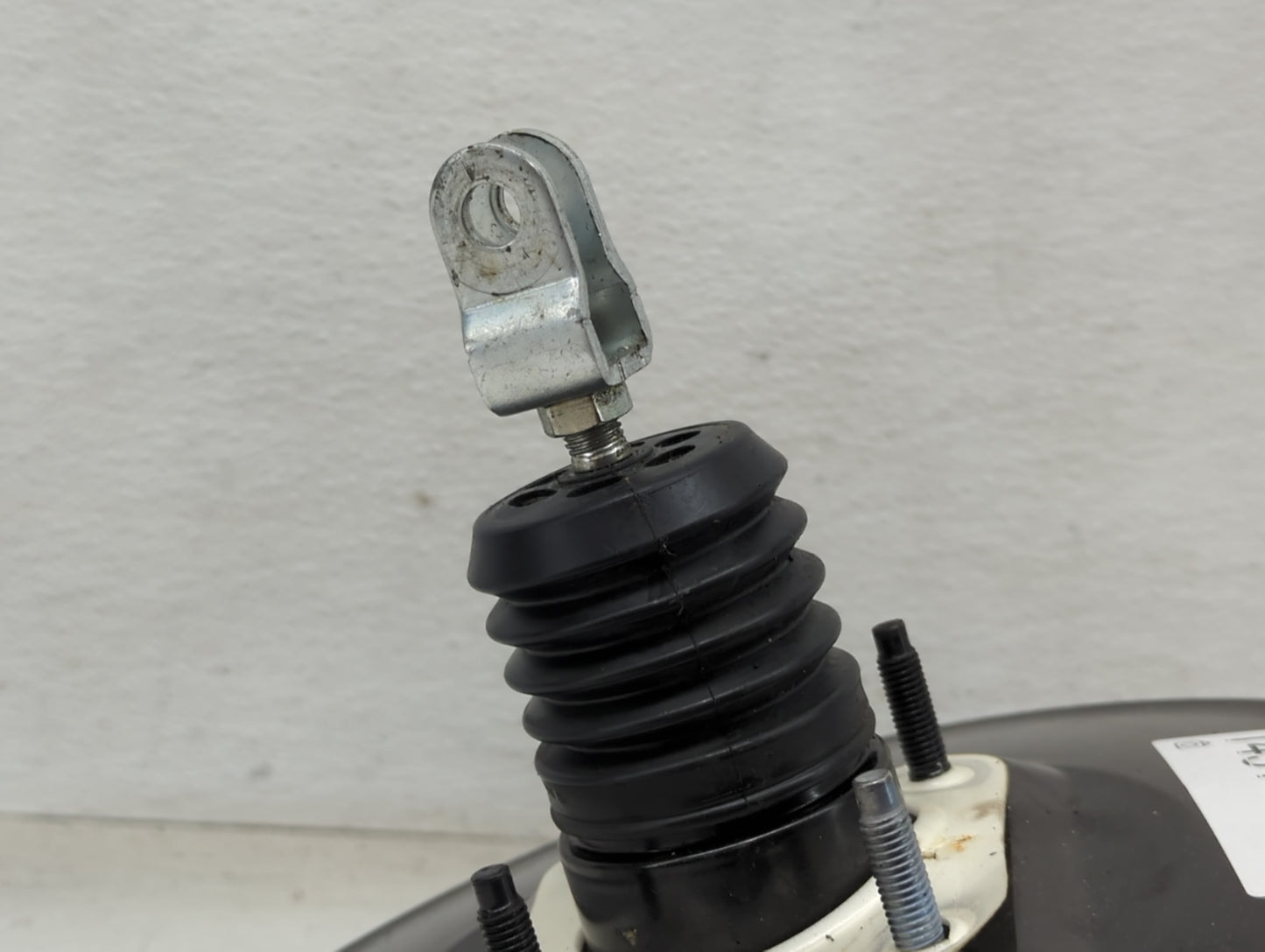 2015-2019 Hyundai Sonata Power Brake Booster Oem - Oemusedautoparts1.com
