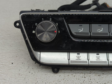 2018-2019 Hyundai Sonata Climate Control Module Temperature AC/Heater Replacement P/N:97250-C2XXX Fits Fits 2018 2019 OEM Used Auto Parts