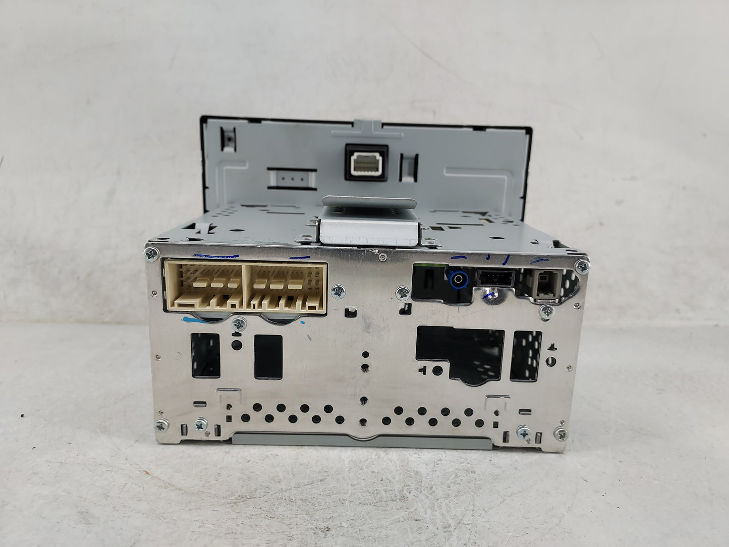 2018-2019 Hyundai Sonata Radio AM FM Cd Player Receiver Replacement P/N:96160-C2UA04X ADBB0C2AN, TQ8-ADBB0C2AN Fits Fits 201