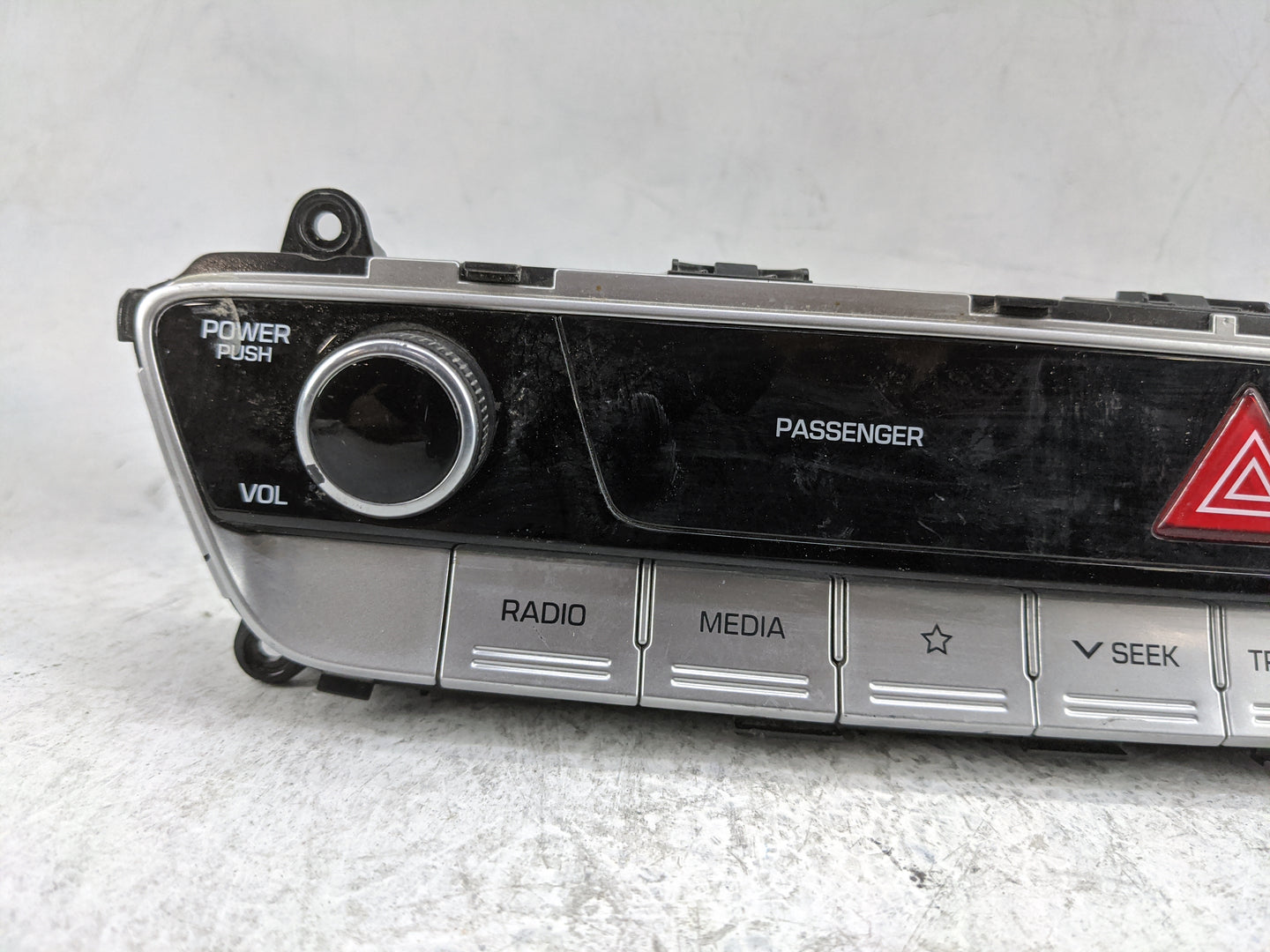 2019 Hyundai Sonata Digitial Dash Clock - Oemusedautoparts1.com