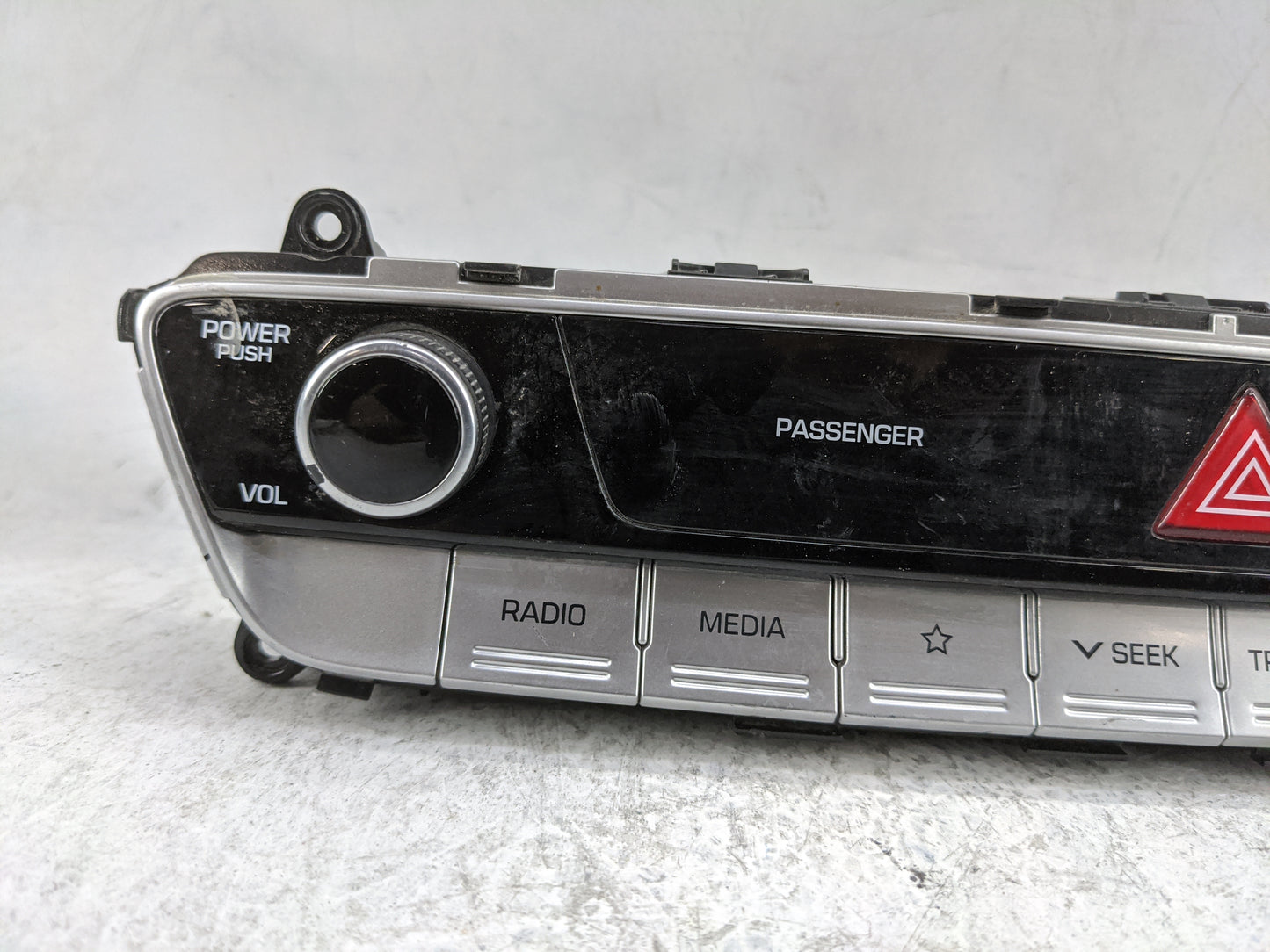 2019 Hyundai Sonata Digitial Dash Clock - Oemusedautoparts1.com