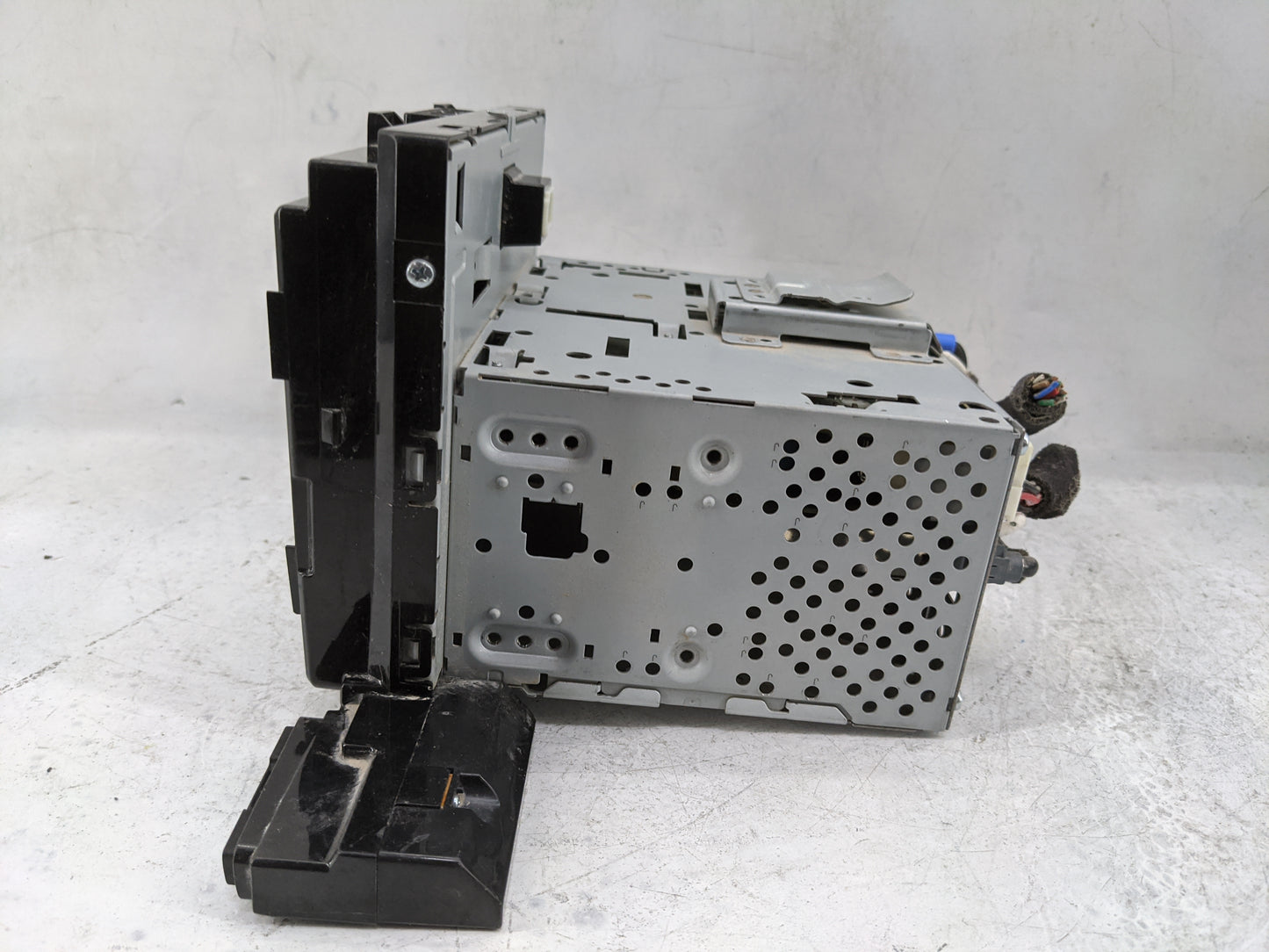 2019 Hyundai Sonata Radio AM FM Cd Player Receiver Replacement P/N:96560-E6UQ04X ATC41E6AN, TQ8-ATE40C2AN Fits OEM Used Auto