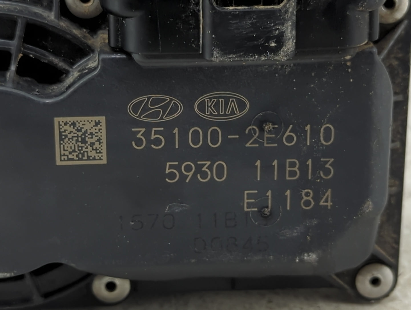 2016-2017 Hyundai Sonata Throttle Body P/N:35100-2E610 Fits Fits 2016 2017 2018 2019 2020 OEM Used Auto Parts - Oemusedautop