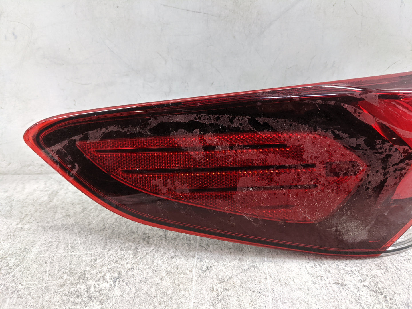 2018-2019 Hyundai Sonata Tail Light Assembly Driver Left OEM P/N:92401-C2 Fits Fits 2018 2019 OEM Used Auto Parts - Oemuseda
