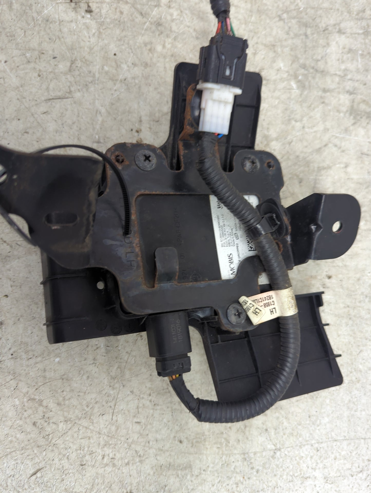2018-2019 Hyundai Sonata Backup Camera Or Backup Sensor - Oemusedautoparts1.com