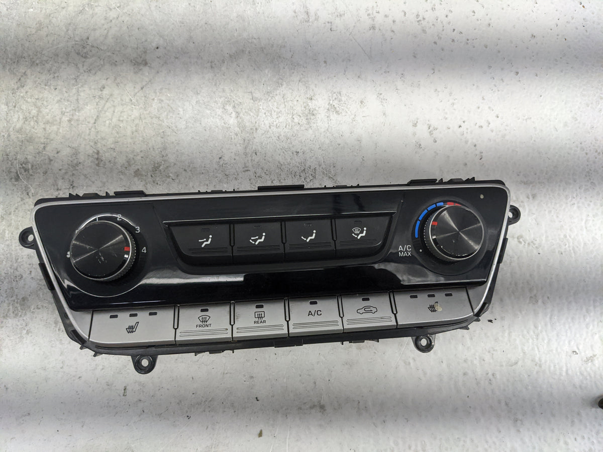 2018-2019 Hyundai Sonata Climate Control Module Temperature AC/Heater Replacement P/N:97250-C2AB0ZL5 TN237000-80011H Fits OE