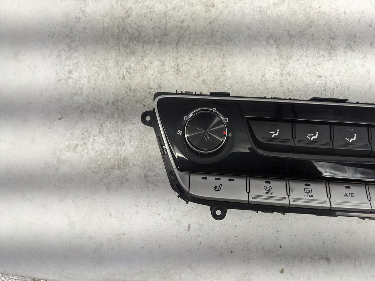 2018-2019 Hyundai Sonata Climate Control Module Temperature AC/Heater Replacement P/N:97250-C2AB0ZL5 TN237000-80011H Fits OE