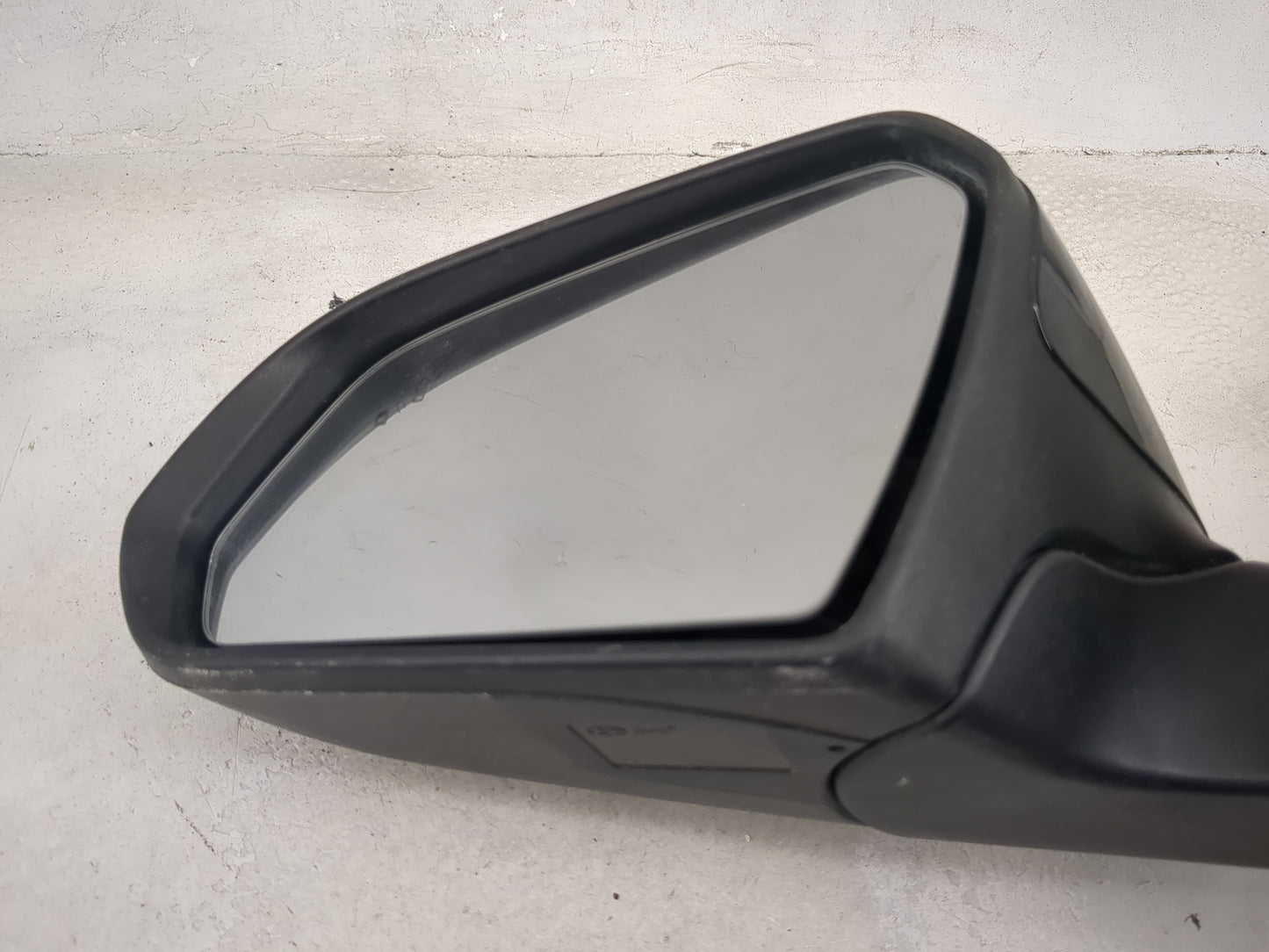2018-2019 Hyundai Sonata Driver Side View Mirror - Left Door Mirror OEM Used - Oemusedautoparts1.com