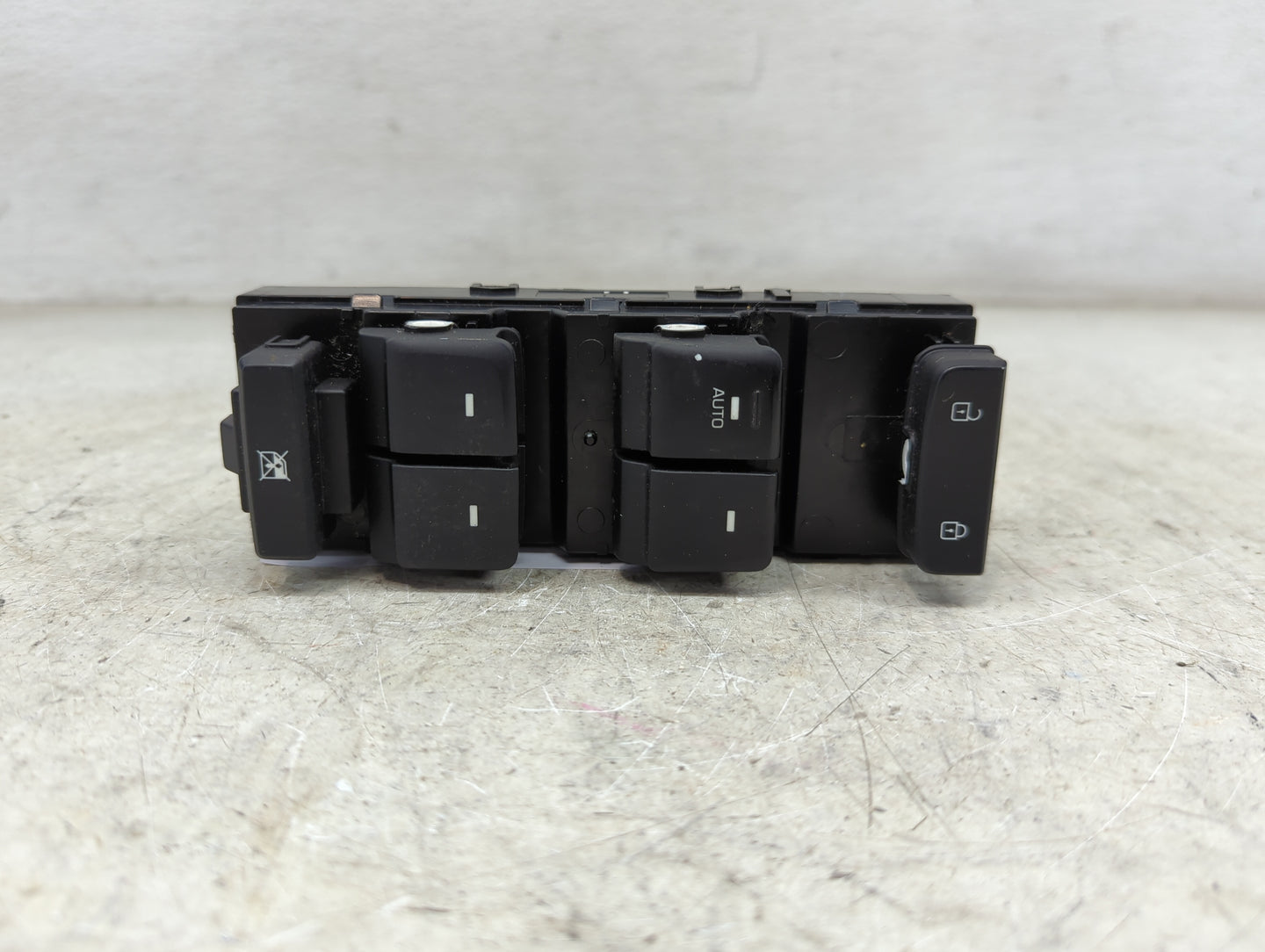 2015-2019 Hyundai Sonata Master Power Window Switch Replacement Driver Side Left P/N:93570C1000 Fits Fits 2015 2016 2017 201