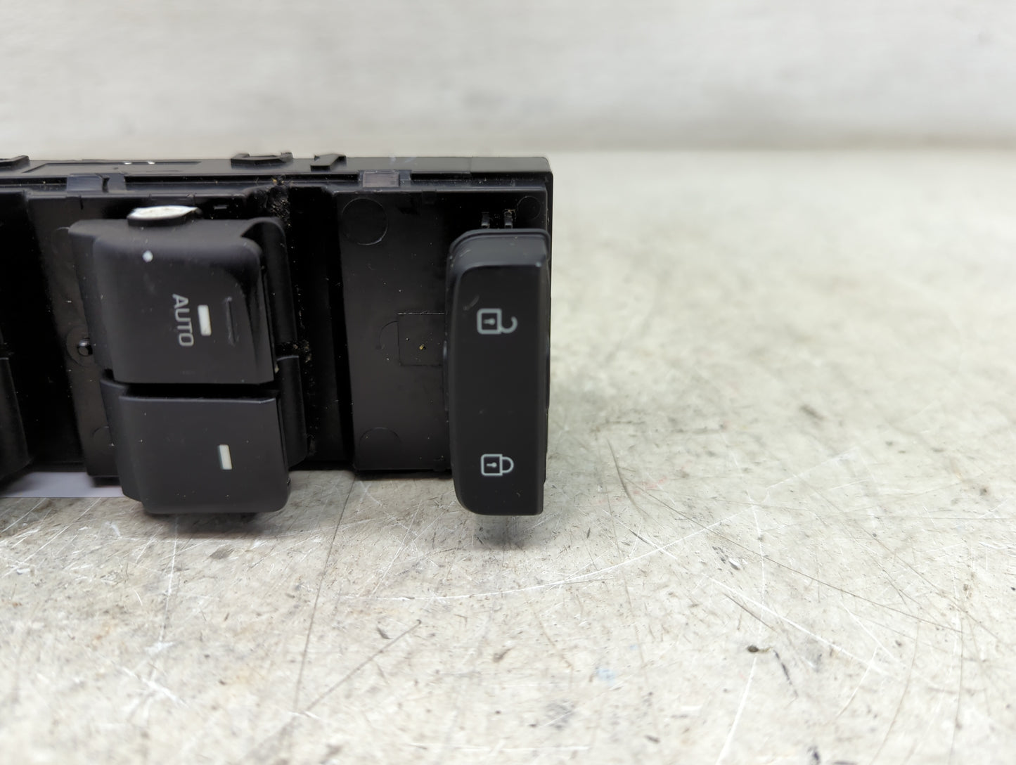 2015-2019 Hyundai Sonata Master Power Window Switch Replacement Driver Side Left P/N:93570C1000 Fits Fits 2015 2016 2017 201