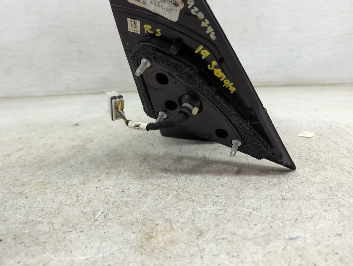 2018-2019 Hyundai Sonata Passenger Side View Mirror - Right Door Mirror OEM Used - Oemusedautoparts1.com