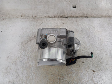 2015-2019 Hyundai Sonata Throttle Body P/N:35100-2G600 0 280 750 618 Fits Fits 2015 2016 2017 2018 2019 2020 2021 OEM Used Auto Parts