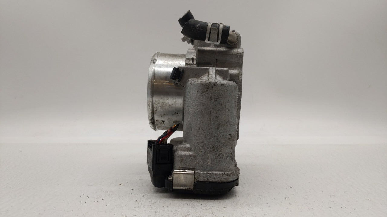 2015-2019 Hyundai Sonata Throttle Body P/N:0 280 750 618 35100-2G600 Fits Fits 2015 2016 2017 2018 2019 OEM Used Auto Parts 
