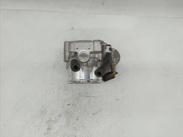 2015-2019 Hyundai Sonata Throttle Body P/N:0 280 750 618 35100-2G600 Fits Fits 2015 2016 2017 2018 2019 OEM Used Auto Parts