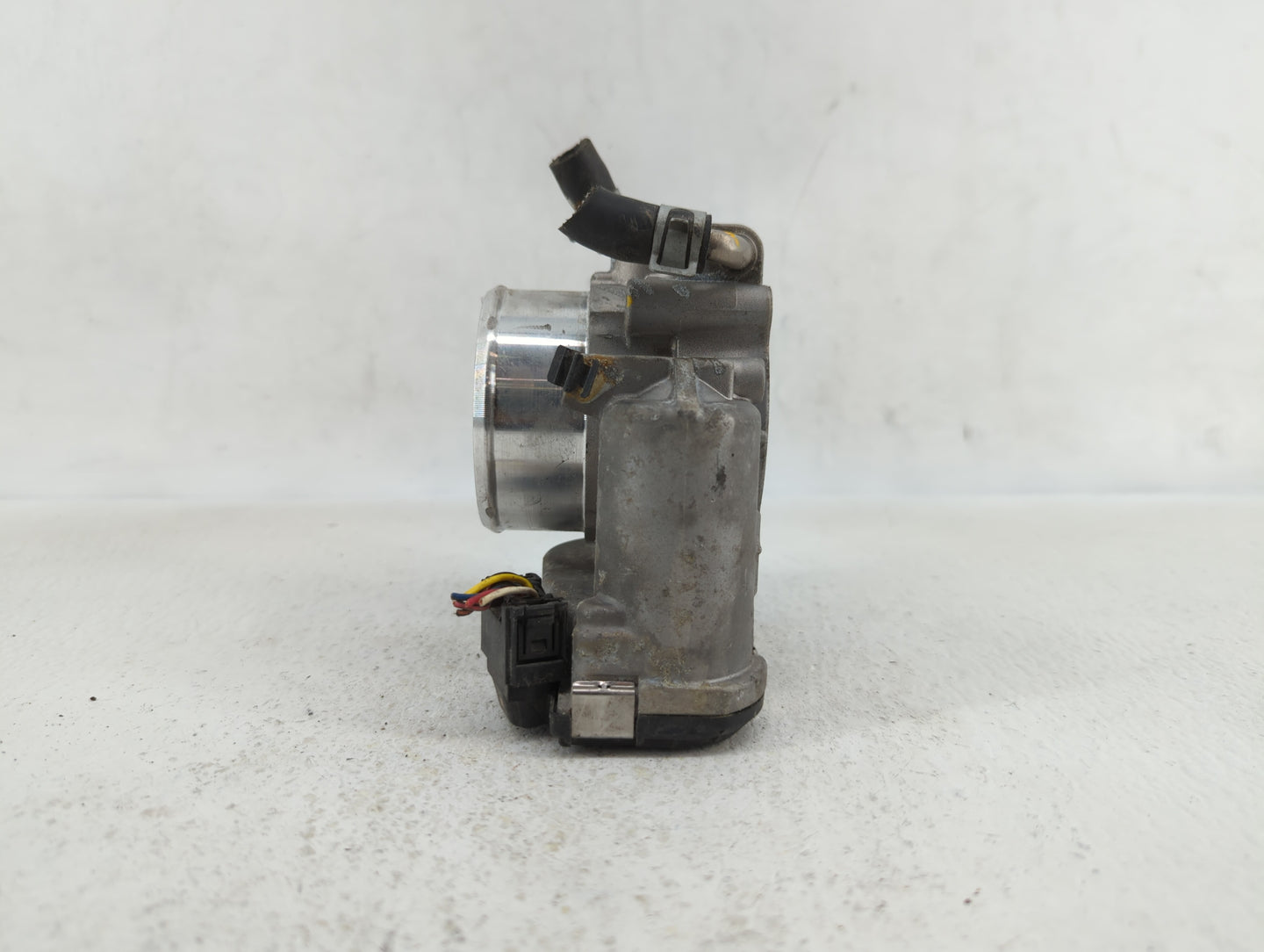 2015-2019 Hyundai Sonata Throttle Body P/N:0 280 750 618 35100-2G600 Fits Fits 2015 2016 2017 2018 2019 OEM Used Auto Parts 