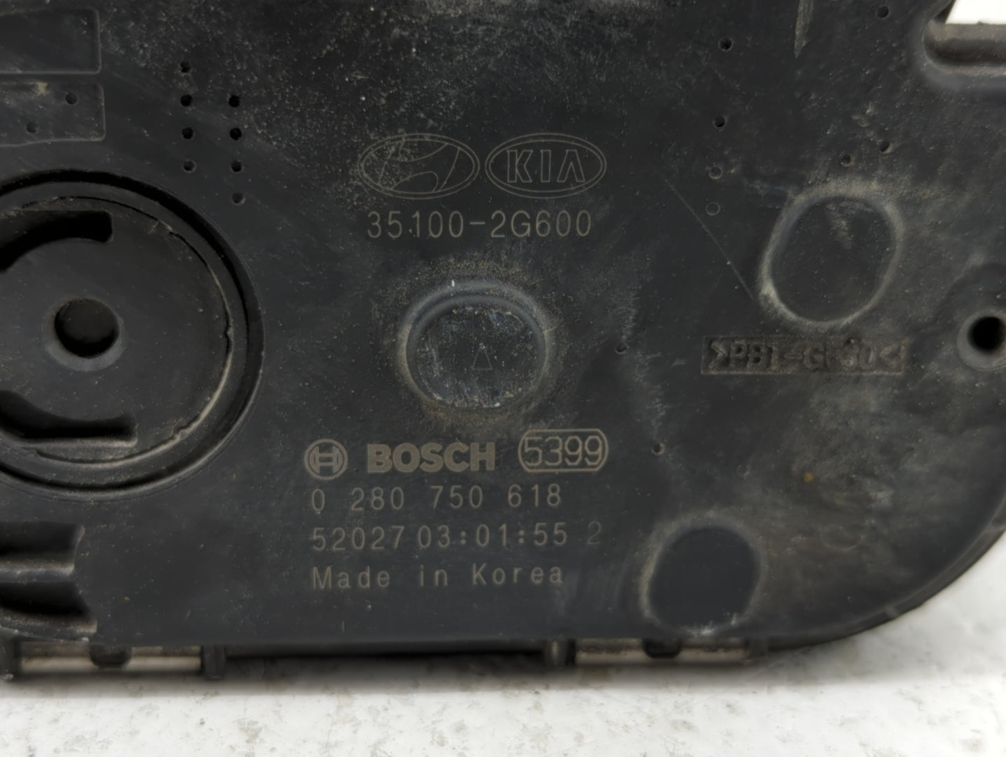 2015-2019 Hyundai Sonata Throttle Body P/N:0 280 750 618 35100-2G600 Fits Fits 2015 2016 2017 2018 2019 OEM Used Auto Parts 