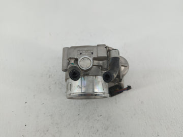 2015-2019 Hyundai Sonata Throttle Body P/N:0 280 750 618 35100-2G600 Fits Fits 2015 2016 2017 2018 2019 OEM Used Auto Parts