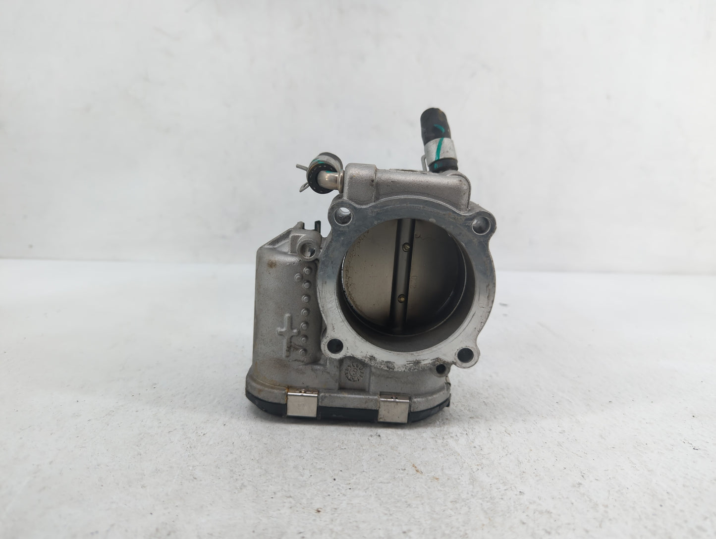 2015-2019 Hyundai Sonata Throttle Body P/N:0 280 750 618 35100-2G600 Fits Fits 2015 2016 2017 2018 2019 OEM Used Auto Parts 