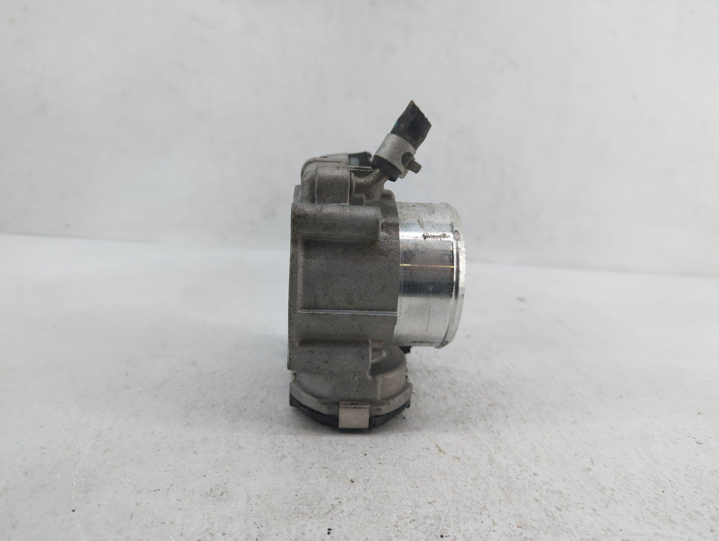 2015-2019 Hyundai Sonata Throttle Body P/N:0 280 750 618 35100-2G600 Fits Fits 2015 2016 2017 2018 2019 OEM Used Auto Parts 