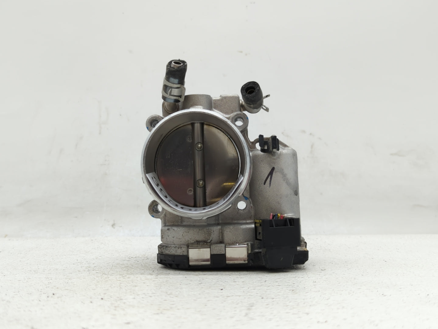 2015-2019 Hyundai Sonata Throttle Body P/N:0 280 750 618 35100-2G600 Fits Fits 2015 2016 2017 2018 2019 OEM Used Auto Parts 