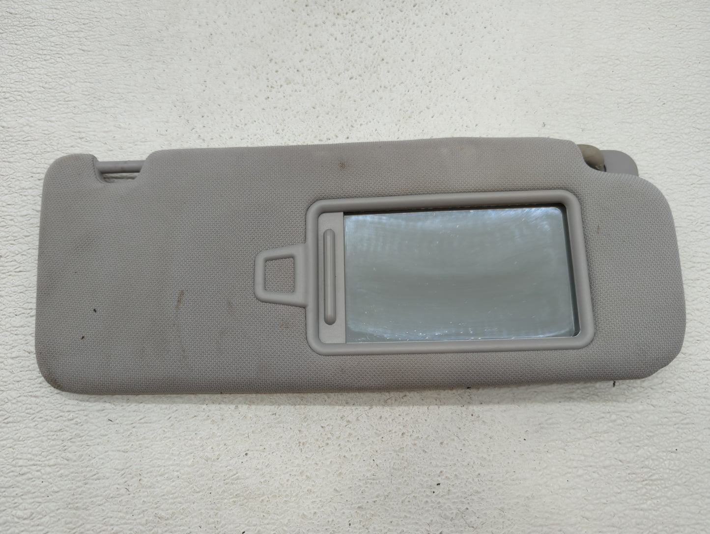 2015-2019 Hyundai Sonata Sun Visor Shade Replacement Passenger Right Mirror Fits Fits 2015 2016 2017 2018 2019 OEM Used Auto