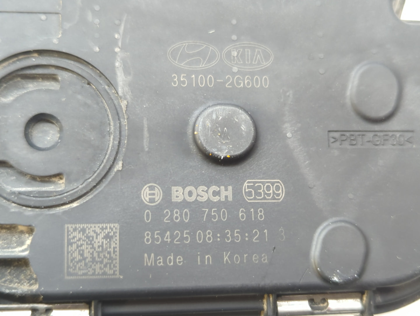 2015-2019 Hyundai Sonata Throttle Body P/N:35100-2G600 Fits Fits 2015 2016 2017 2018 2019 2020 2021 OEM Used Auto Parts - Oe