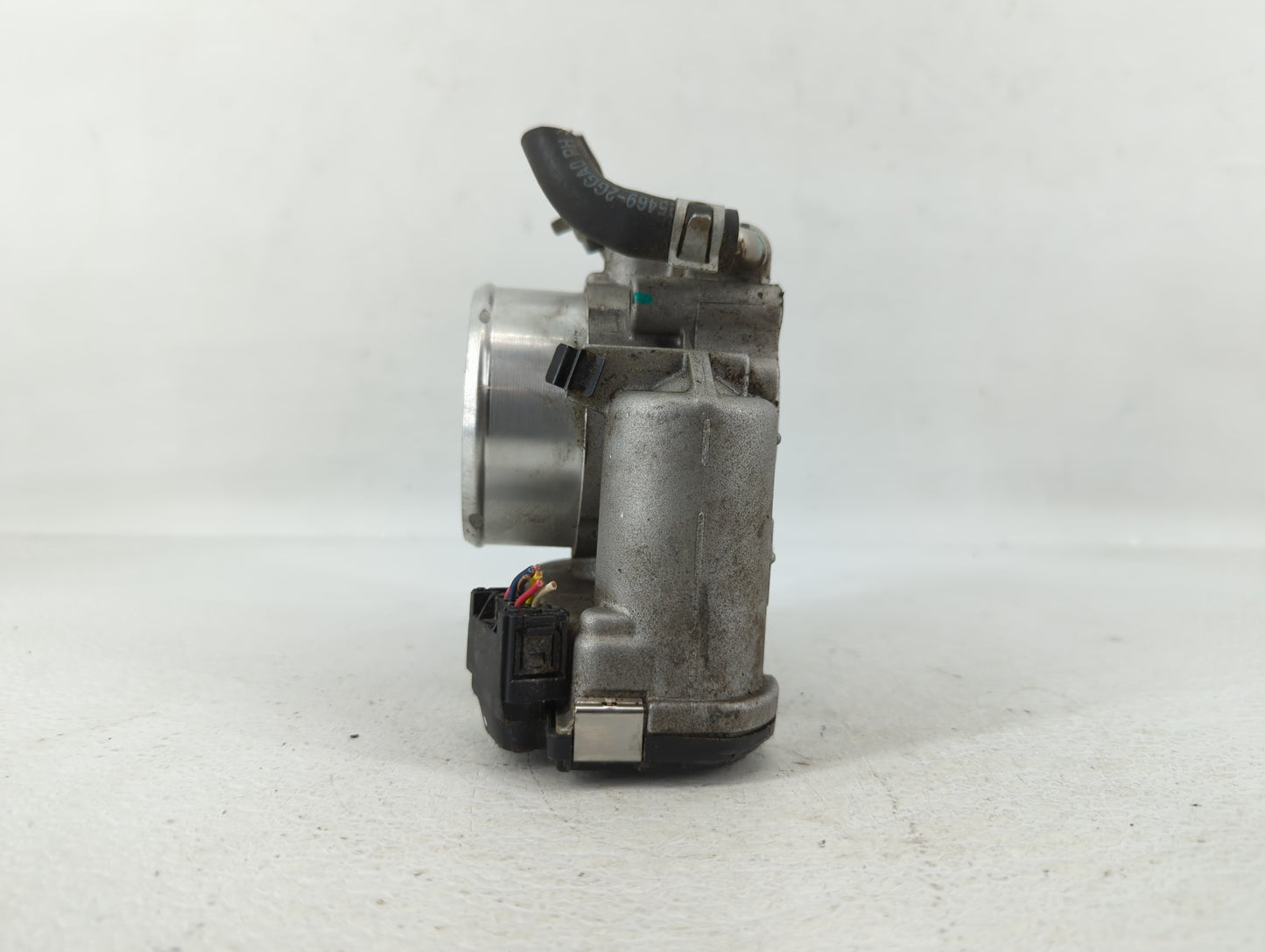2015-2019 Hyundai Sonata Throttle Body P/N:35100-2G600 Fits Fits 2015 2016 2017 2018 2019 2020 2021 OEM Used Auto Parts - Oe