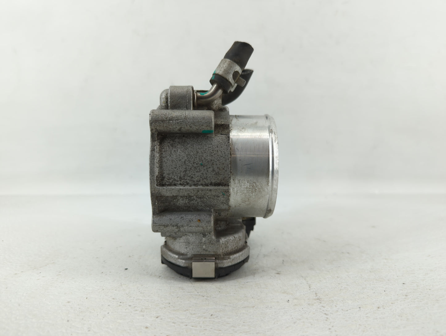 2015-2019 Hyundai Sonata Throttle Body P/N:35100-2G600 Fits Fits 2015 2016 2017 2018 2019 2020 2021 OEM Used Auto Parts - Oe