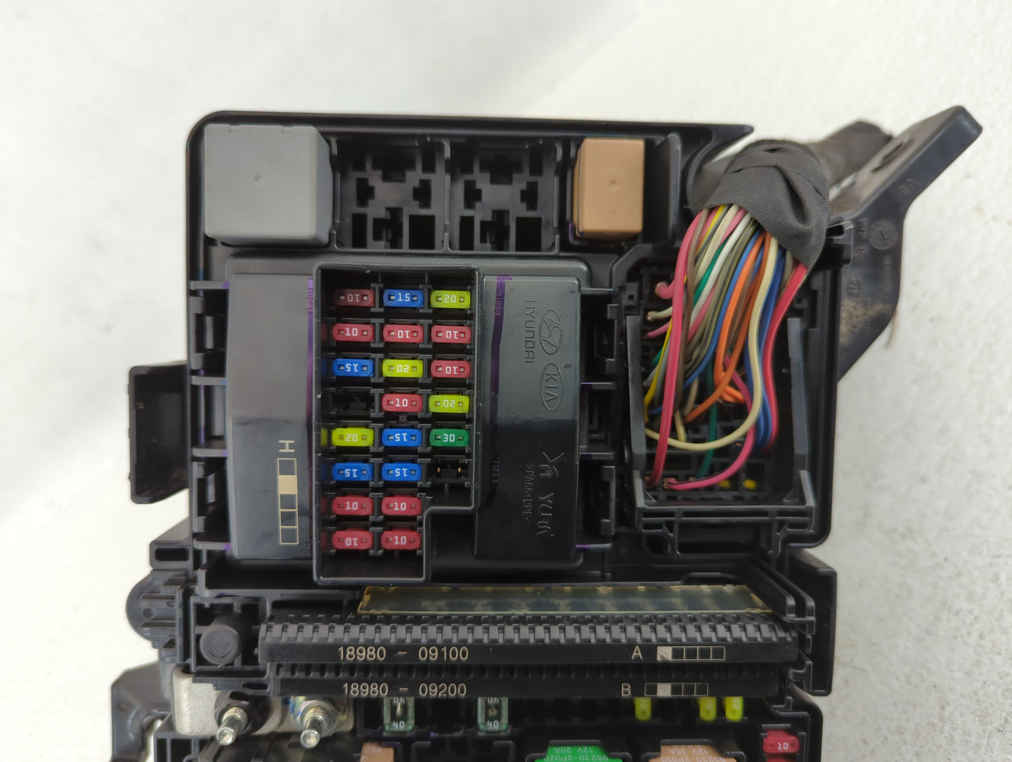 2018-2019 Hyundai Sonata Fusebox Fuse Box Panel Relay Module P/N:91951-C2850 Fits Fits 2018 2019 OEM Used Auto Parts - Oemus