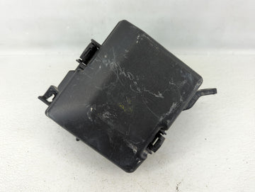 2018-2019 Hyundai Sonata Fusebox Fuse Box Panel Relay Module P/N:91951-C2850 Fits Fits 2018 2019 OEM Used Auto Parts - Oemus