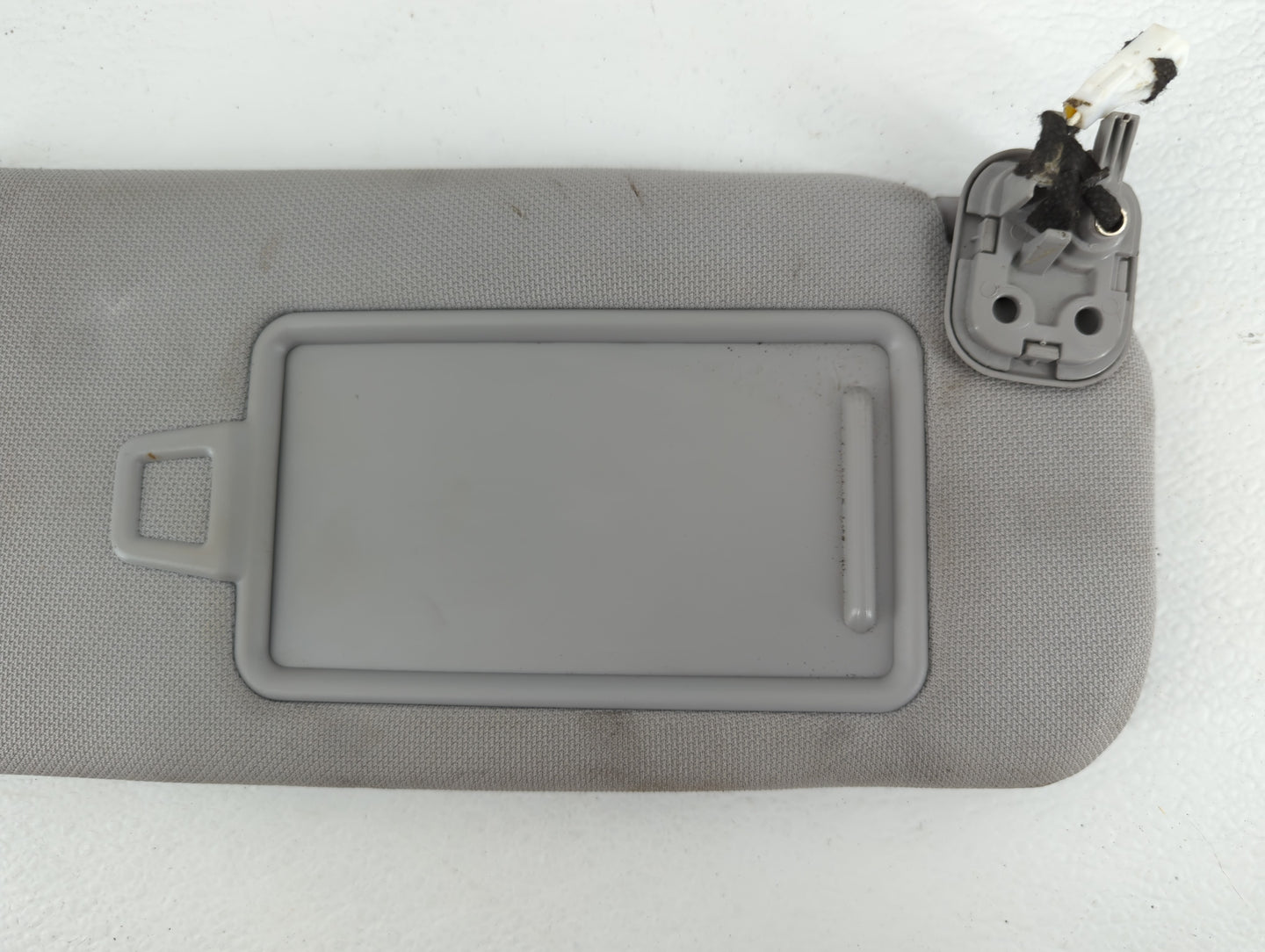 2015-2019 Hyundai Sonata Sun Visor Shade Replacement Passenger Right Mirror Fits Fits 2015 2016 2017 2018 2019 OEM Used Auto