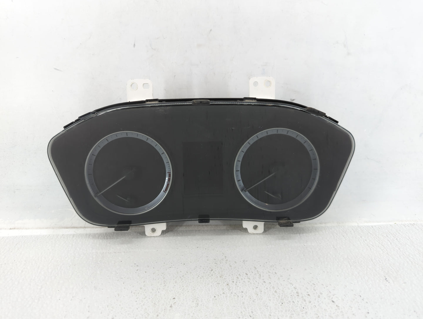 2018-2019 Hyundai Sonata Instrument Cluster Speedometer Gauges P/N:94041-C2090 Fits Fits 2018 2019 OEM Used Auto Parts - Oem