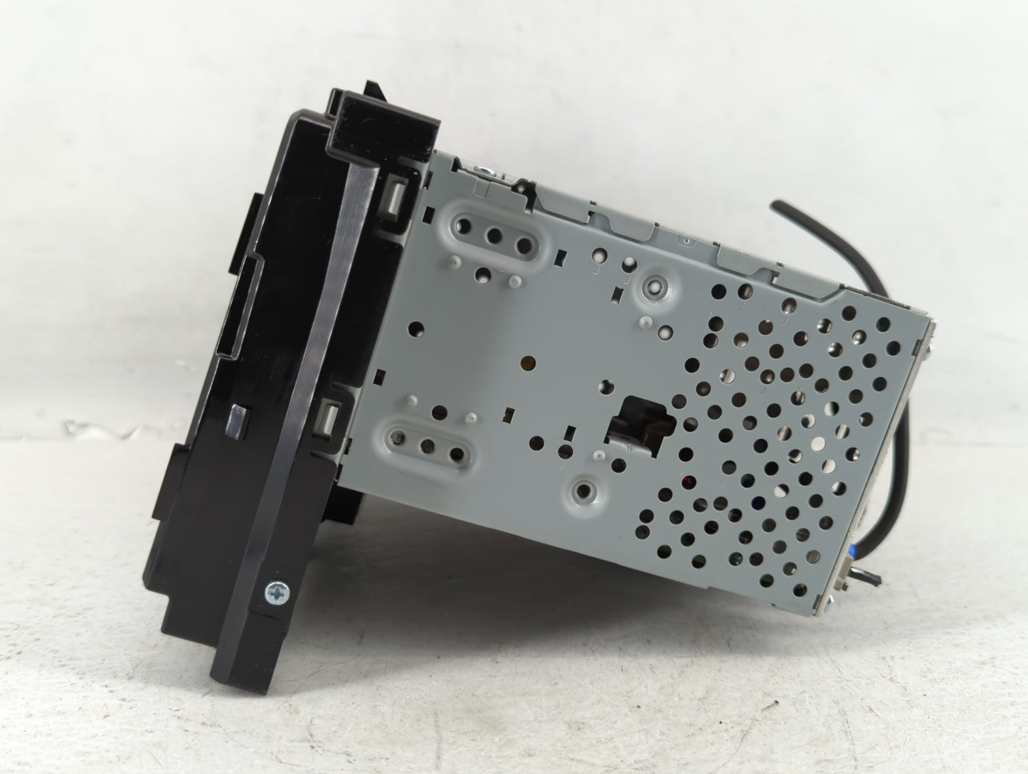 2018-2019 Hyundai Sonata Radio AM FM Cd Player Receiver Replacement P/N:96160C2UA04X TQ8-ADBB0C2AN Fits Fits 2018 2019 OEM U