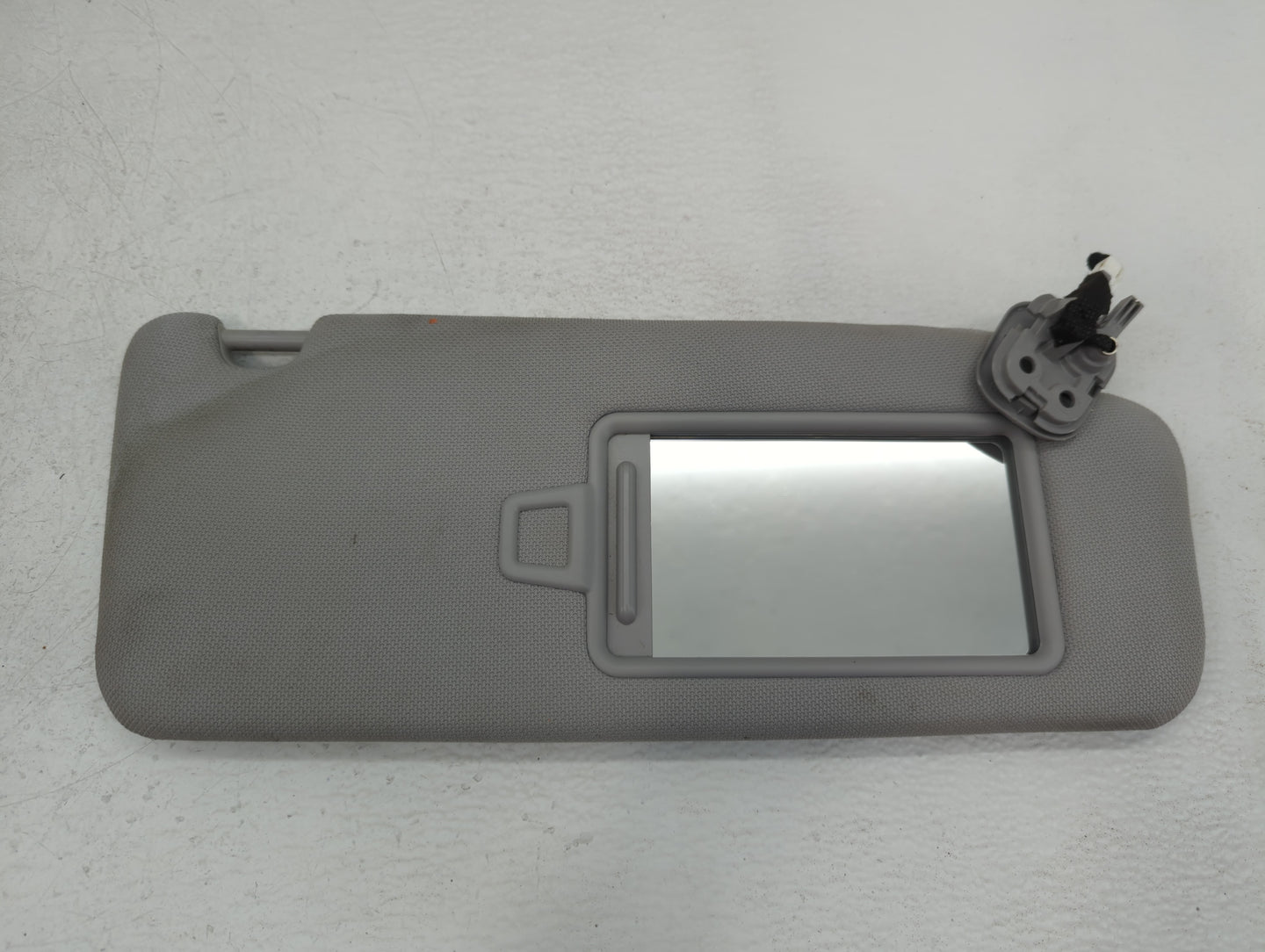 2015-2019 Hyundai Sonata Sun Visor Shade Replacement Passenger Right Mirror Fits Fits 2015 2016 2017 2018 2019 OEM Used Auto