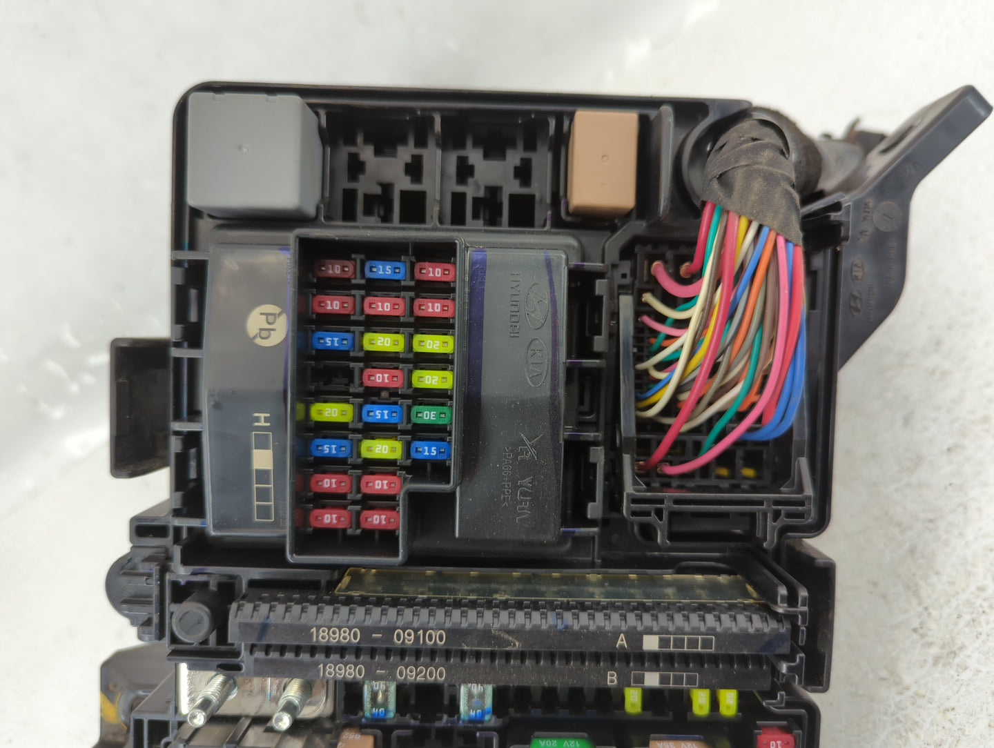 2018-2019 Hyundai Sonata Fusebox Fuse Box Panel Relay Module P/N:6423-0102-7-000 Fits Fits 2018 2019 OEM Used Auto Parts - O