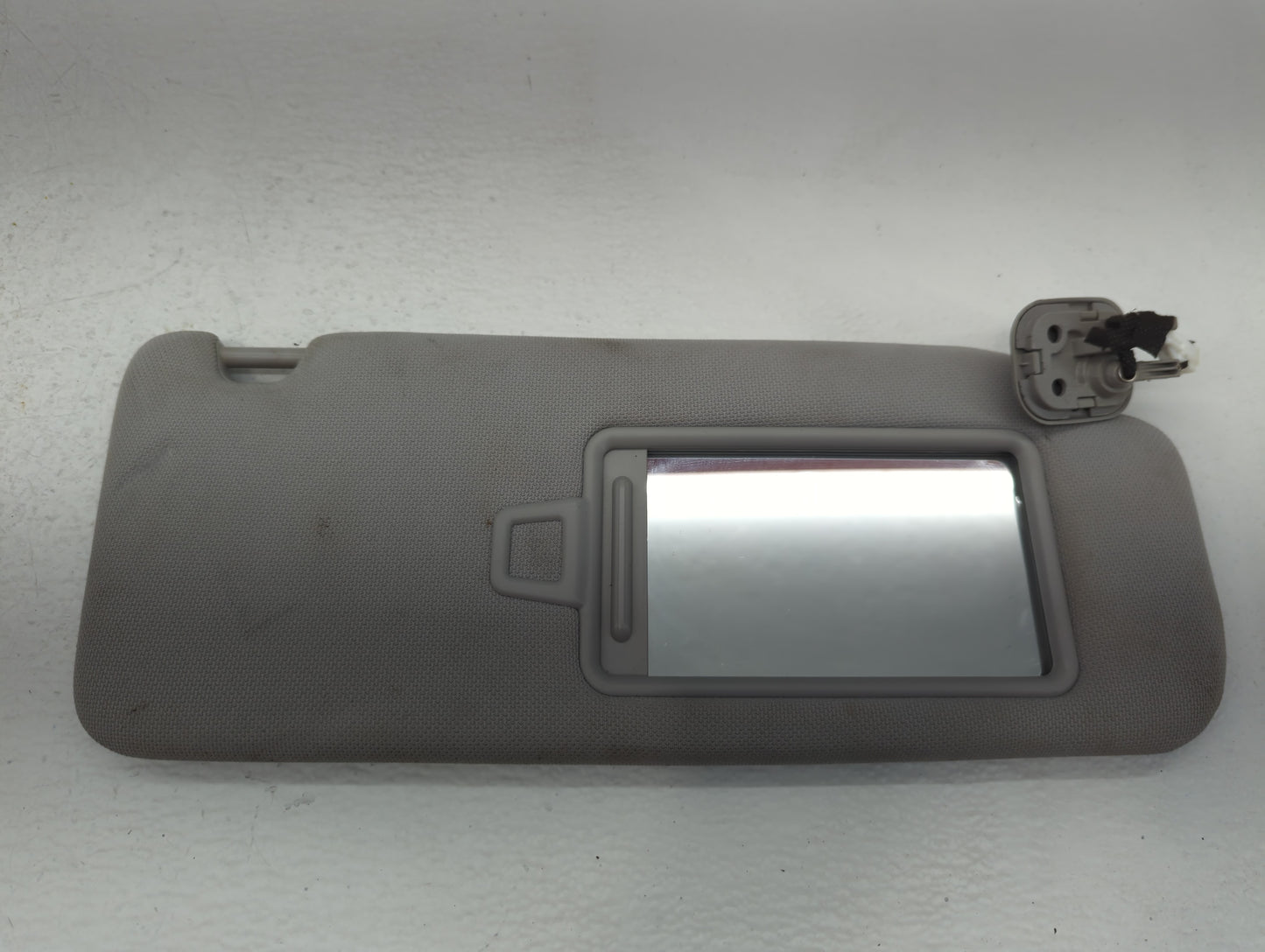 2015-2019 Hyundai Sonata Sun Visor Shade Replacement Driver Left Mirror Fits Fits 2015 2016 2017 2018 2019 OEM Used Auto Par