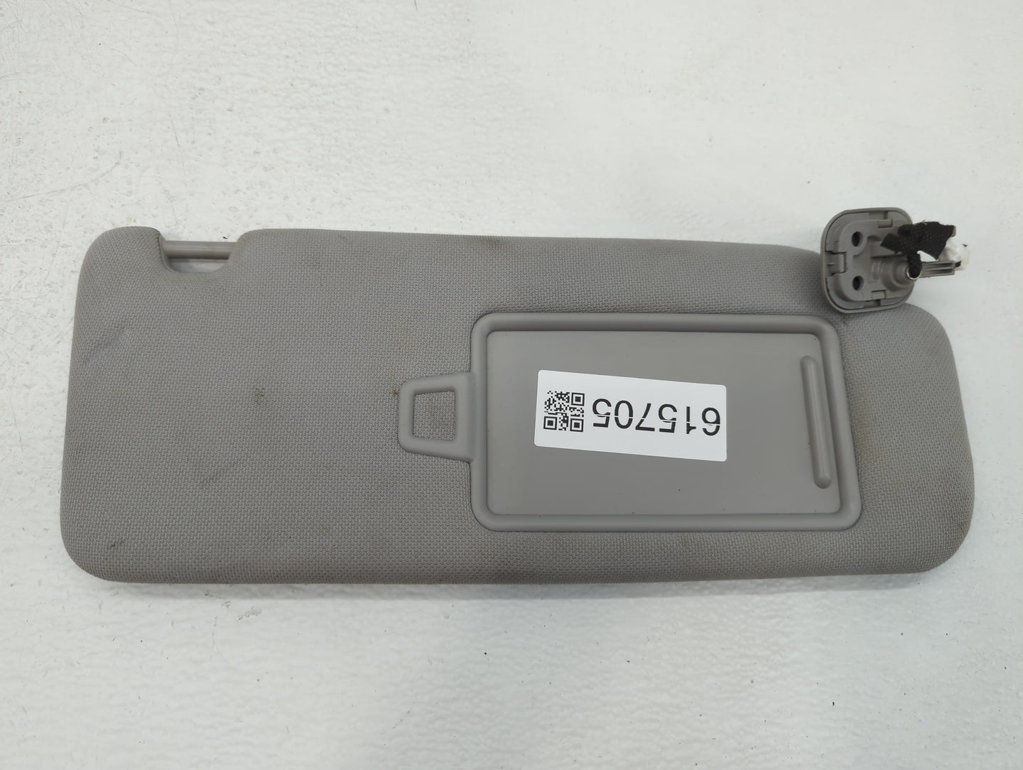 2015-2019 Hyundai Sonata Sun Visor Shade Replacement Driver Left Mirror Fits Fits 2015 2016 2017 2018 2019 OEM Used Auto Par