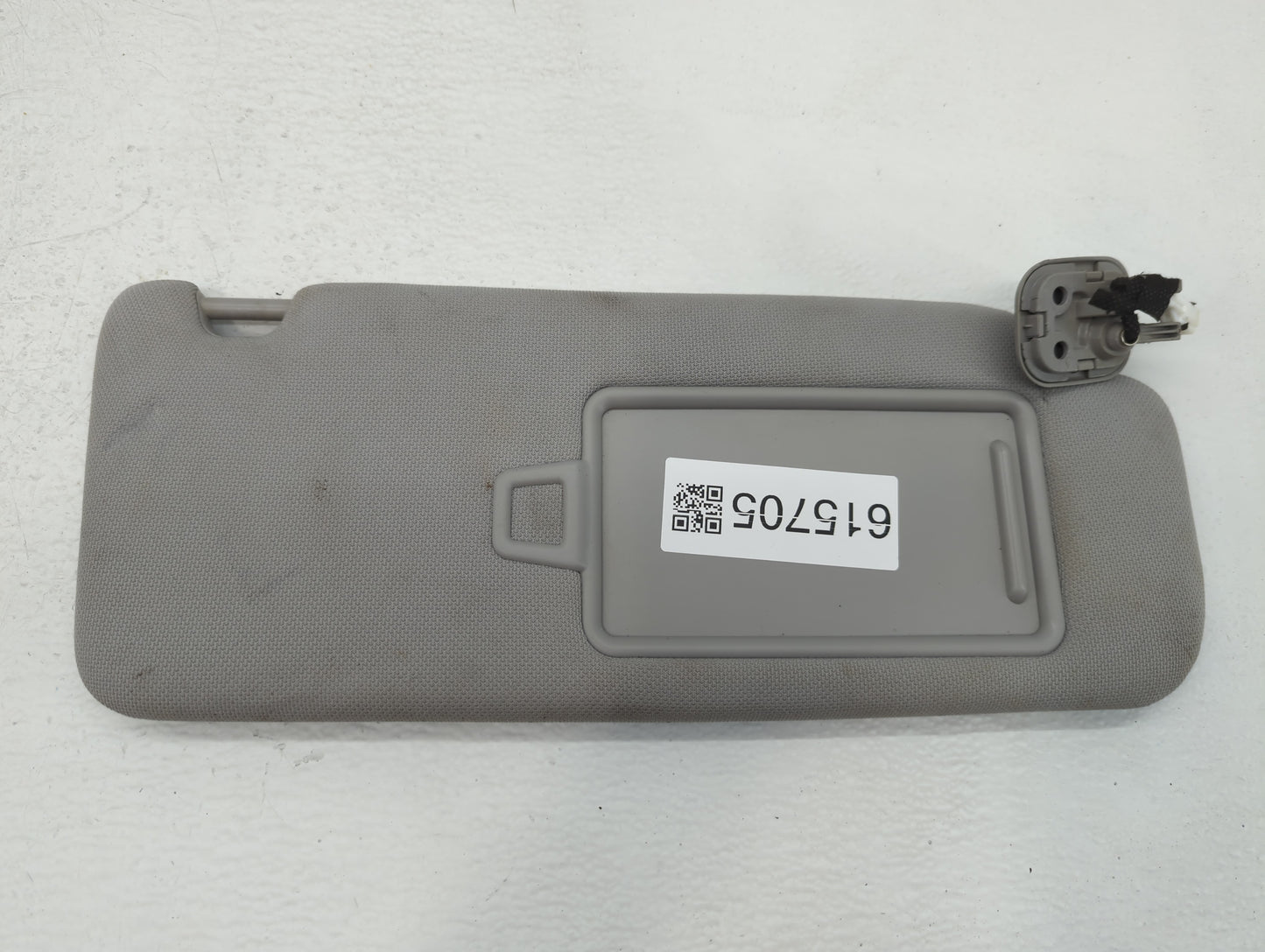 2015-2019 Hyundai Sonata Sun Visor Shade Replacement Driver Left Mirror Fits Fits 2015 2016 2017 2018 2019 OEM Used Auto Par