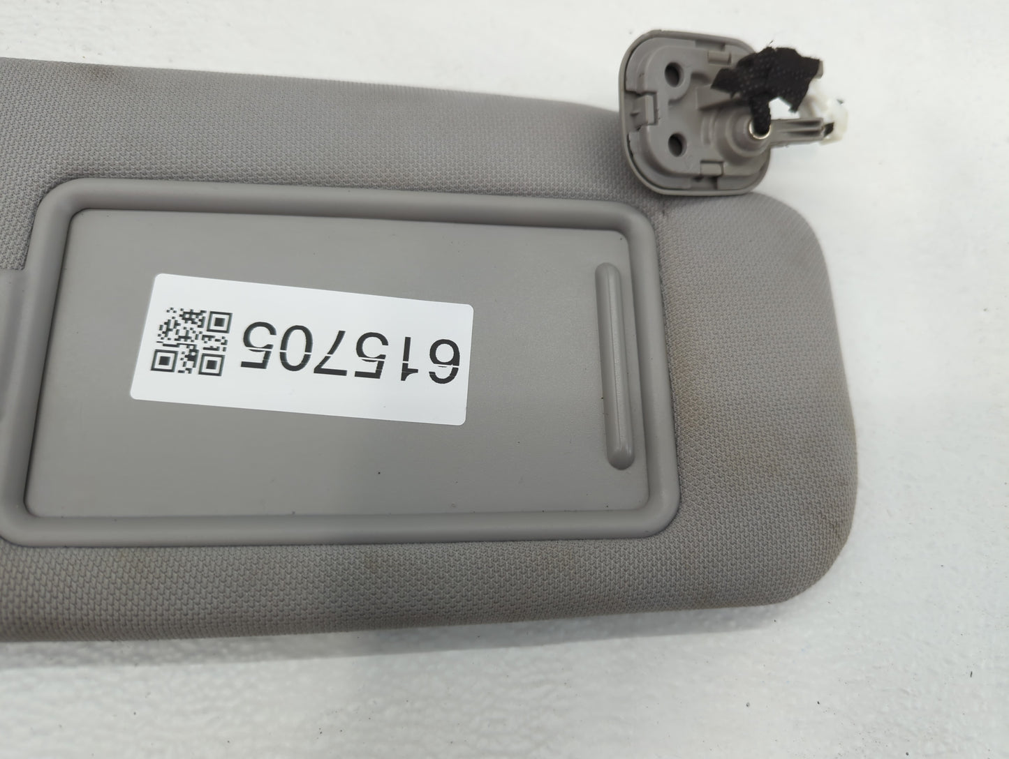 2015-2019 Hyundai Sonata Sun Visor Shade Replacement Driver Left Mirror Fits Fits 2015 2016 2017 2018 2019 OEM Used Auto Par