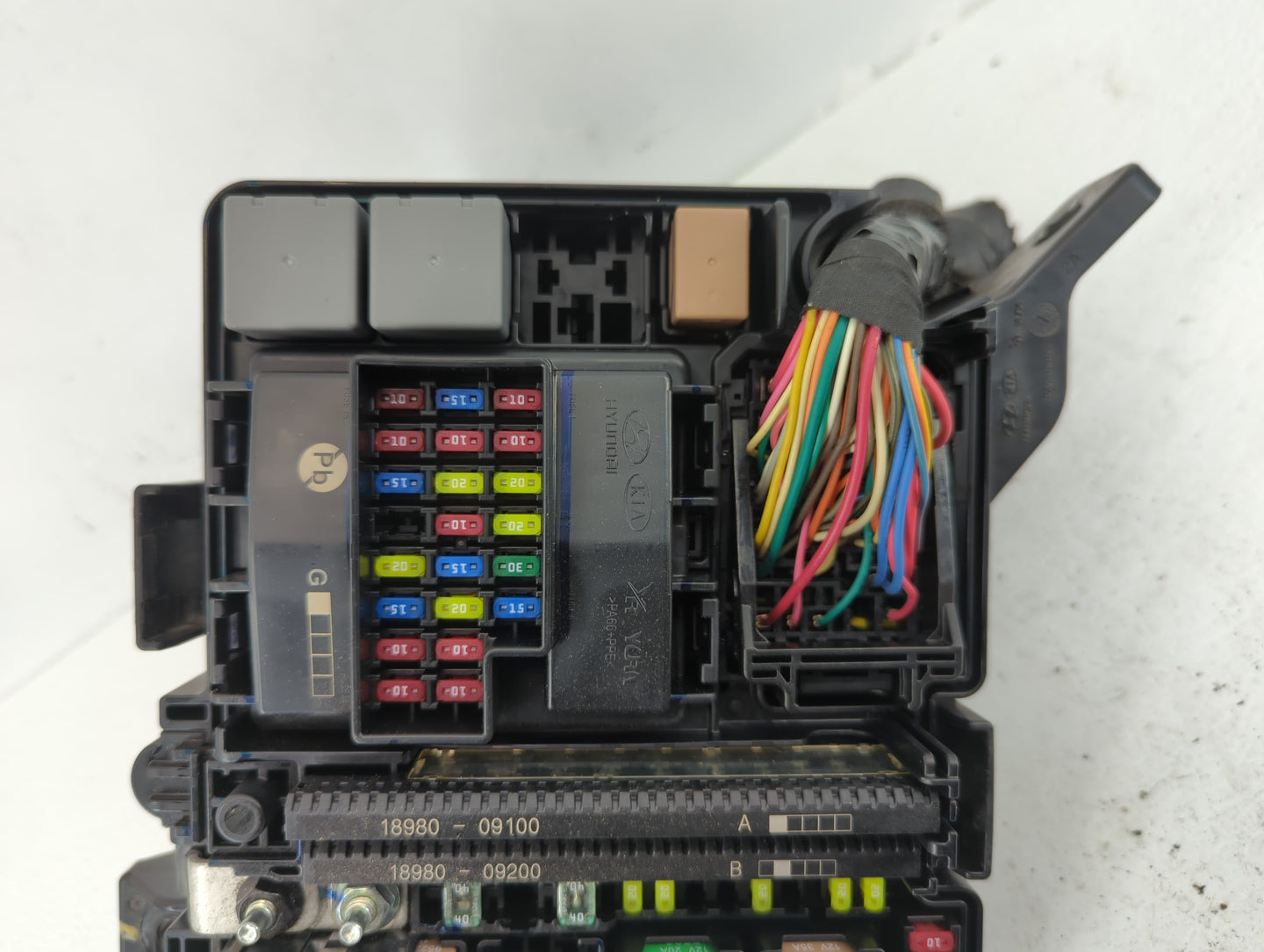 2018-2019 Hyundai Sonata Fusebox Fuse Box Panel Relay Module P/N:6423-0102-7-000 Fits Fits 2018 2019 OEM Used Auto Parts - O