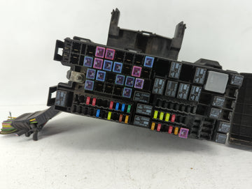 2018-2019 Hyundai Sonata Fusebox Fuse Box Panel Relay Module P/N:3B0AB0100 BT4T-14A003-AA Fits Fits 2018 2019 OEM Used Auto Parts