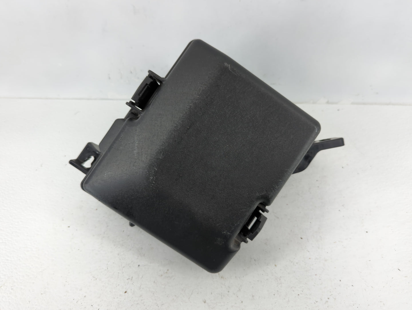 2018-2019 Hyundai Sonata Fusebox Fuse Box Panel Relay Module P/N:6423-0102-7-000 Fits Fits 2018 2019 OEM Used Auto Parts - O