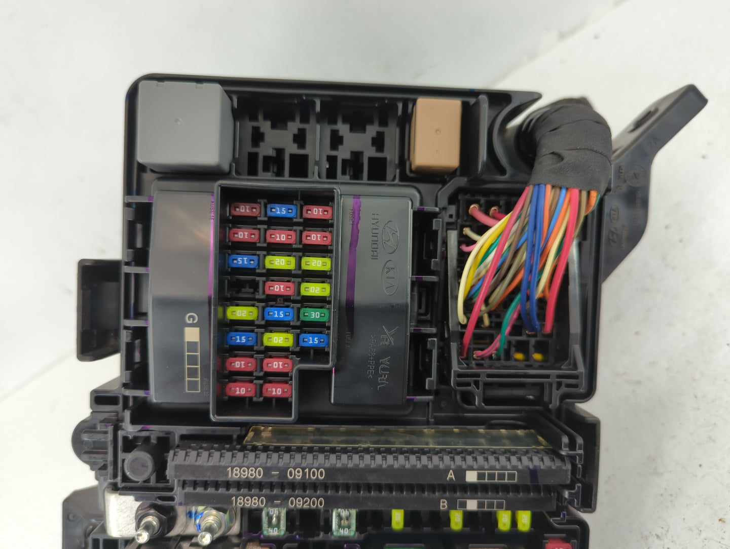 2018-2019 Hyundai Sonata Fusebox Fuse Box Panel Relay Module P/N:6423-0102-7-000 Fits Fits 2018 2019 OEM Used Auto Parts - O