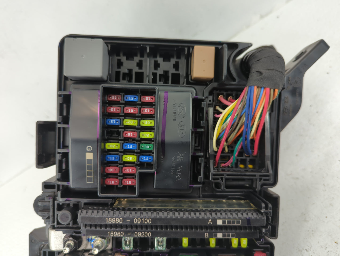 2018-2019 Hyundai Sonata Fusebox Fuse Box Panel Relay Module P/N:6423-0102-7-000 Fits Fits 2018 2019 OEM Used Auto Parts - O