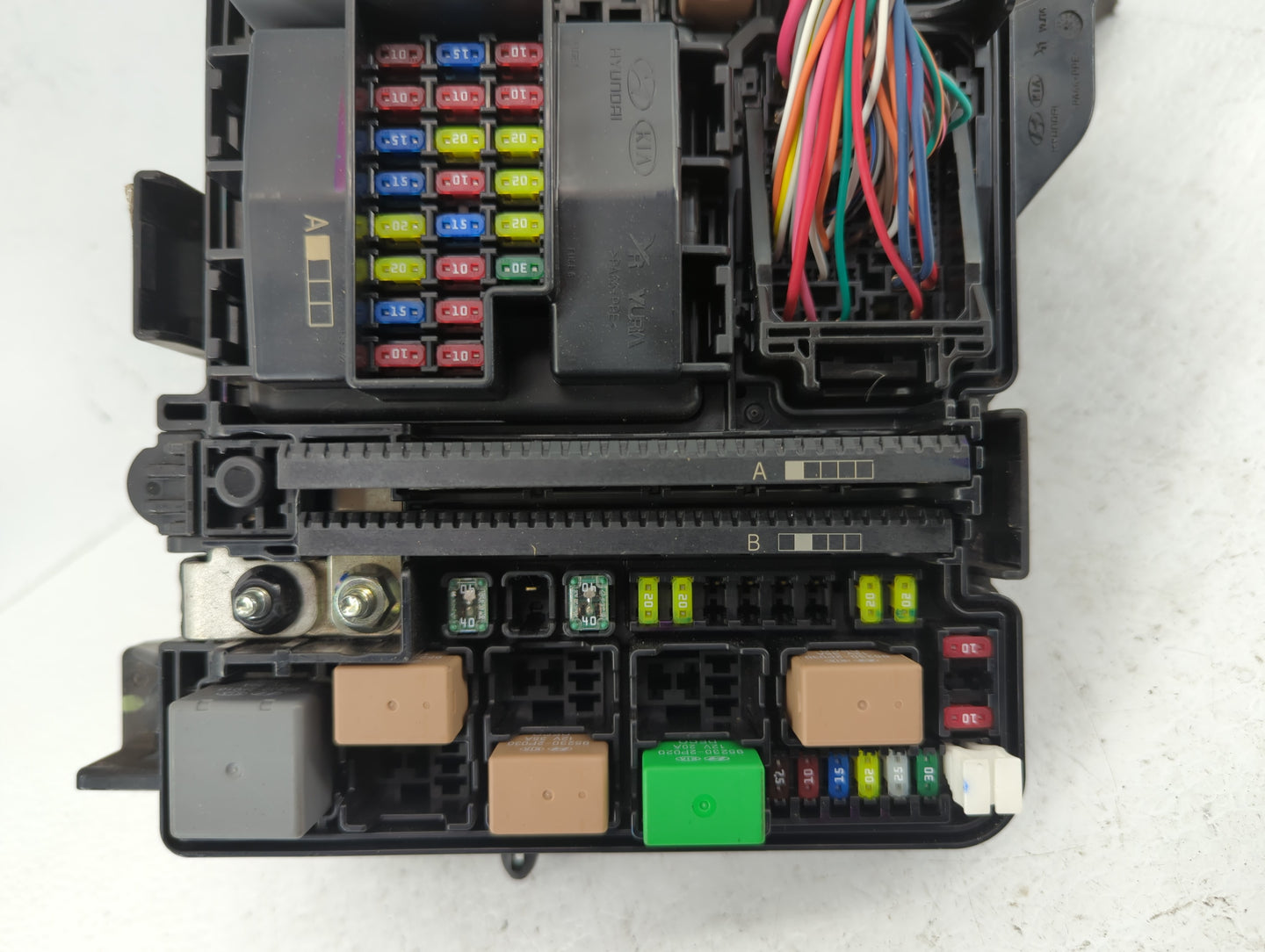 2018-2019 Hyundai Sonata Fusebox Fuse Box Panel Relay Module P/N:6423-0102-7-000 Fits Fits 2018 2019 OEM Used Auto Parts - O