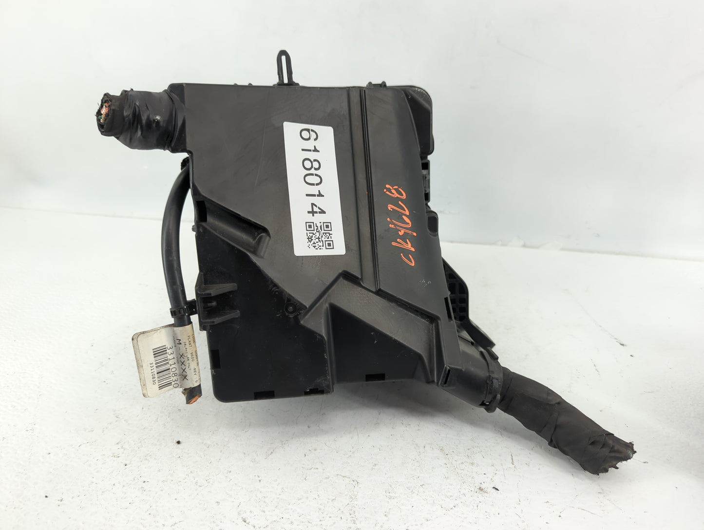 2018-2019 Hyundai Sonata Fusebox Fuse Box Panel Relay Module P/N:6423-0102-7-000 Fits Fits 2018 2019 OEM Used Auto Parts - O