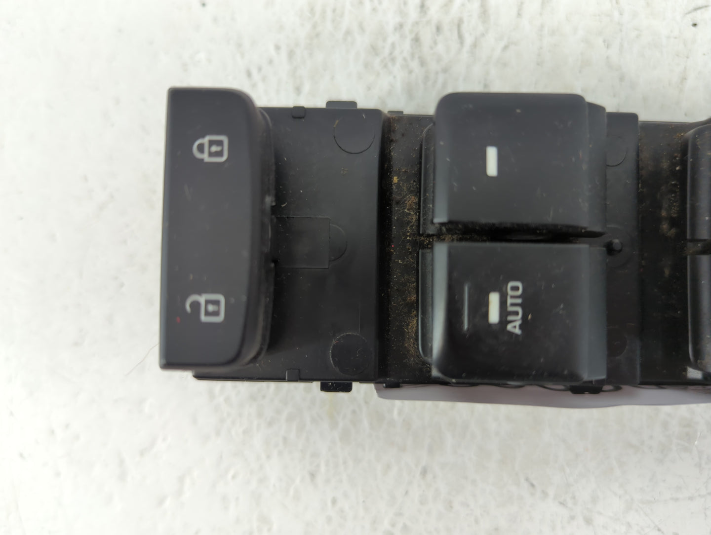 2015-2019 Hyundai Sonata Master Power Window Switch Replacement Driver Side Left P/N:93570C1000 Fits Fits 2015 2016 2017 201
