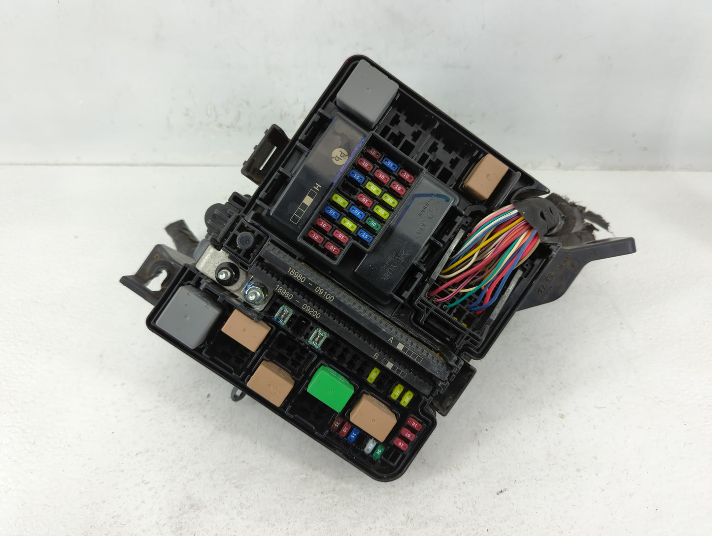 2018-2019 Hyundai Sonata Fusebox Fuse Box Panel Relay Module P/N:91951-C2850 Fits Fits 2018 2019 OEM Used Auto Parts - Oemus