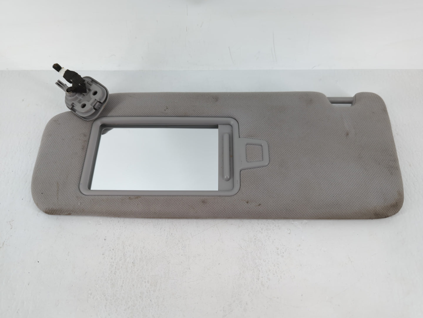 2015-2019 Hyundai Sonata Sun Visor Shade Replacement Driver Left Mirror Fits Fits 2015 2016 2017 2018 2019 OEM Used Auto Par
