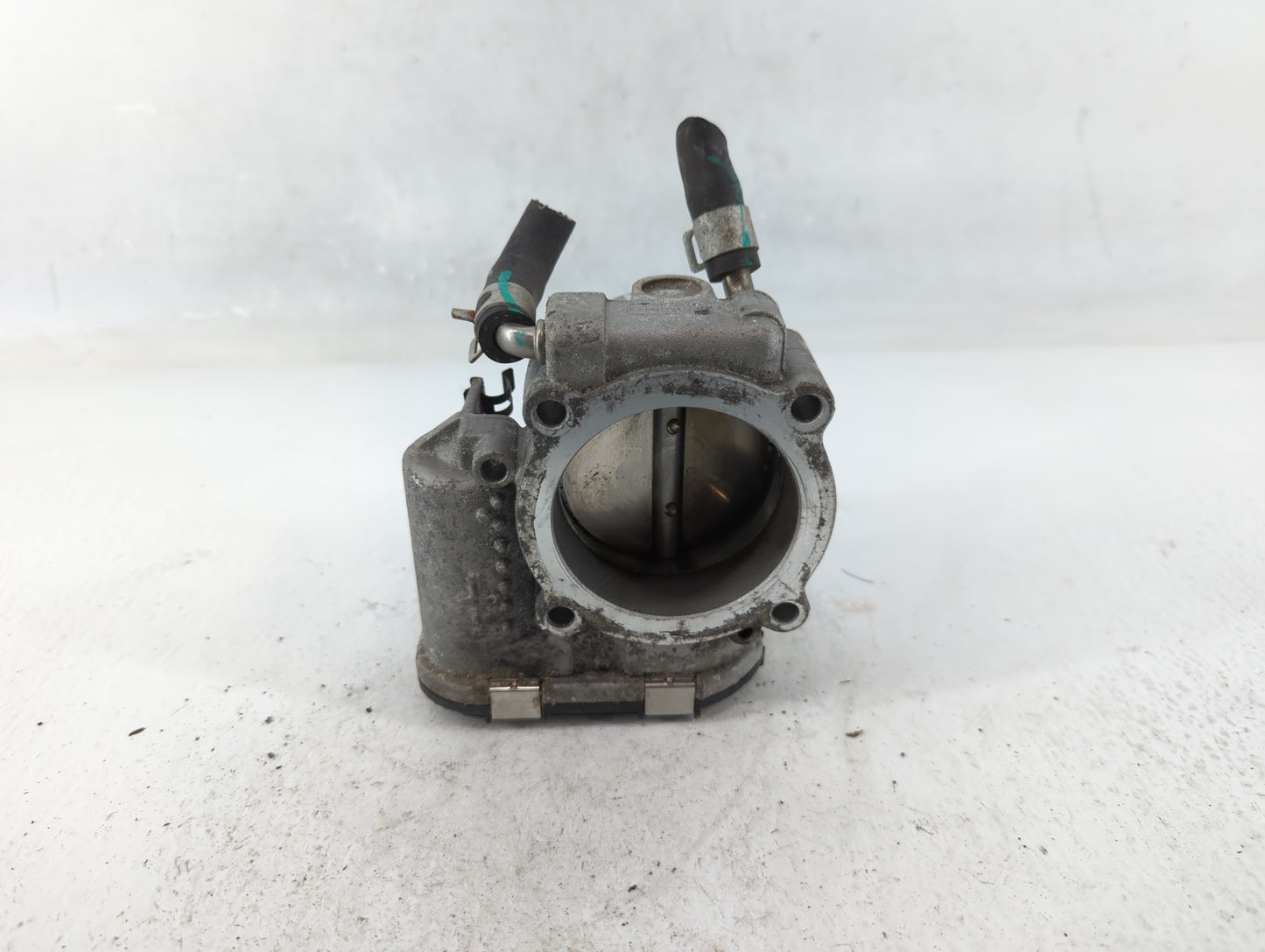 2015-2019 Hyundai Sonata Throttle Body P/N:35100-2G600 Fits Fits 2015 2016 2017 2018 2019 2020 2021 OEM Used Auto Parts - Oe